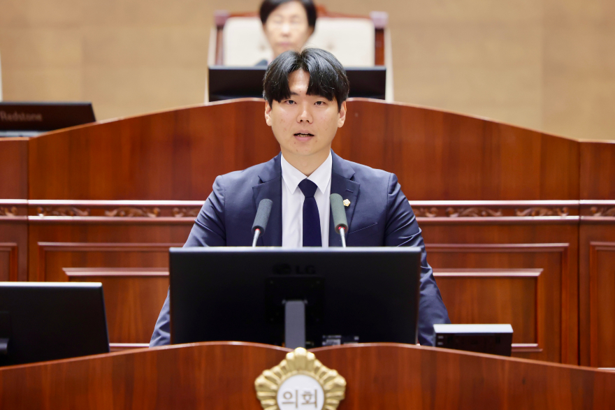 이한솔 의원2.jpeg