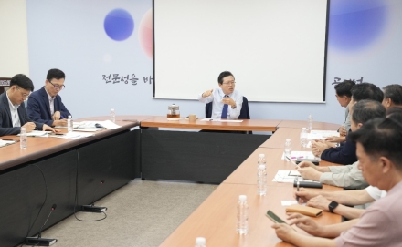 장기수 천안시장 당선인 “버스 준공영제 재검토… 새 틀 짜겠다”