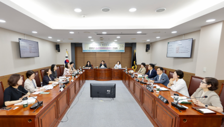 천안시의회 복지문화위원회, 충남가정위탁지원센터와 간담회 개최